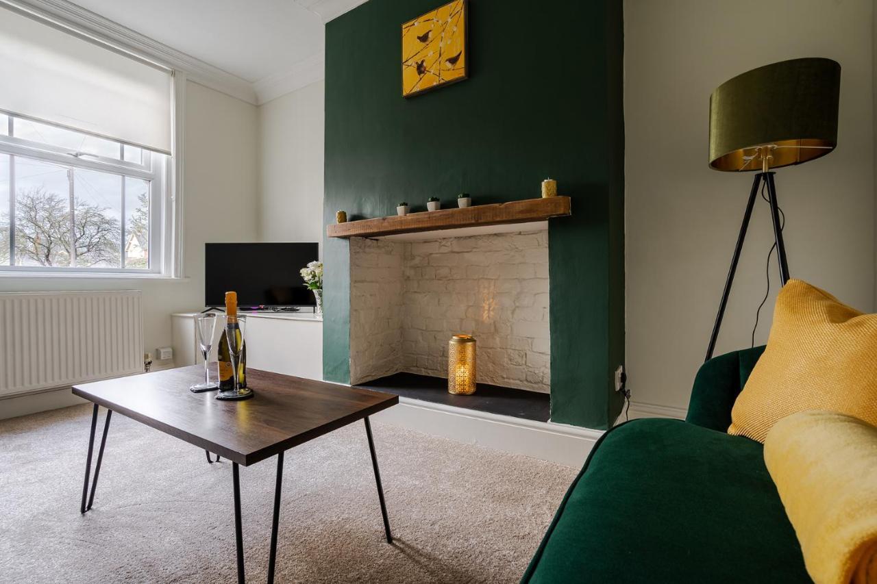 Wrea Cottage, 2 Bedrooms Wifi & Parking Near Ribby Hall Wrea Green Buitenkant foto