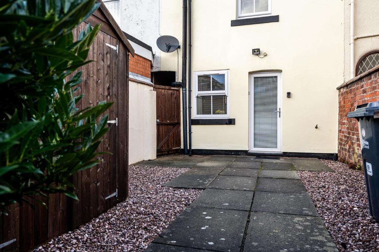 Wrea Cottage, 2 Bedrooms Wifi & Parking Near Ribby Hall Wrea Green Buitenkant foto