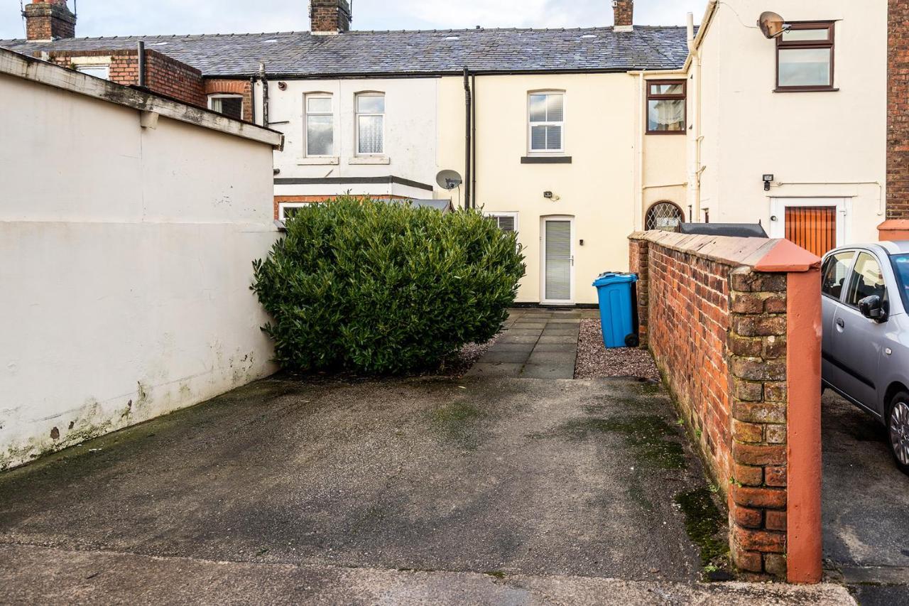 Wrea Cottage, 2 Bedrooms Wifi & Parking Near Ribby Hall Wrea Green Buitenkant foto